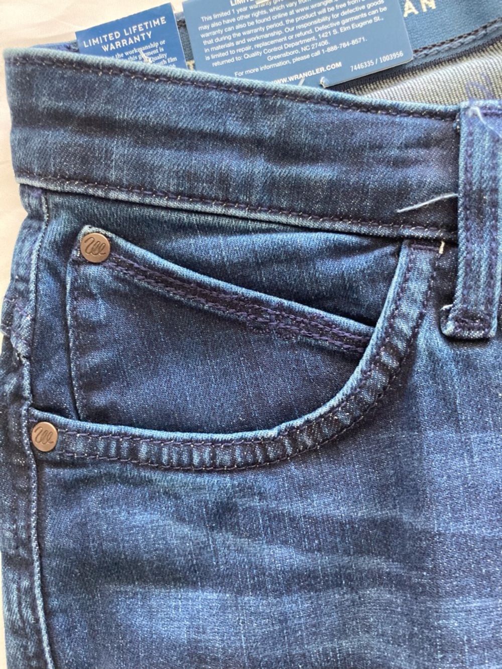 Wrangler  Willow NWT UltimateRidingTrouser Jean in SloaneWash Wide Leg WMN 31X34 - Picture 7 of 12
